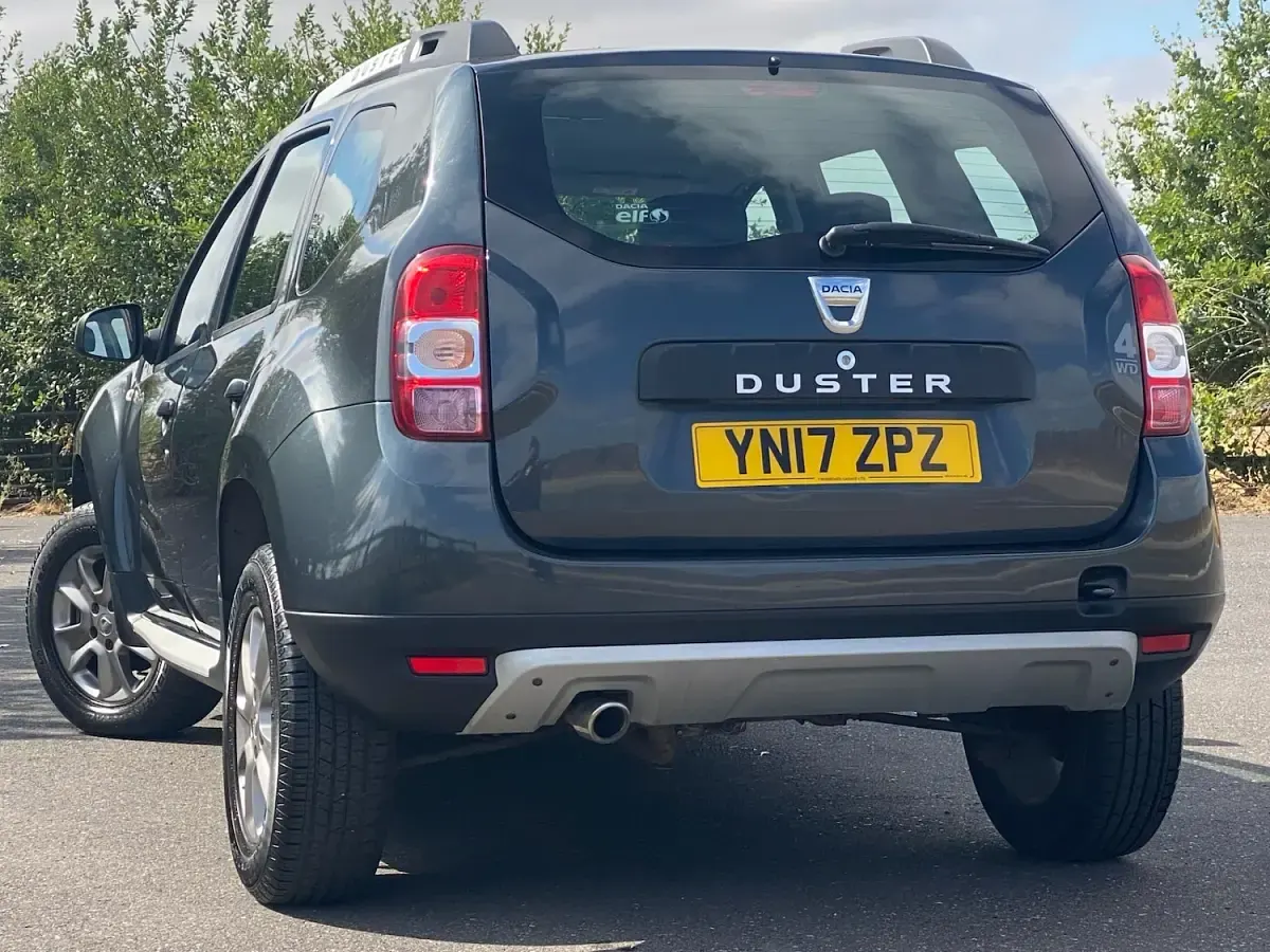 Used Dacia Duster Lauréate 110 HP (80 kW) 2017 Slate grey SUV
