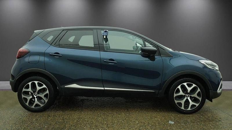 Used Renault Captur GT-Line 90 HP (66 kW) 2019 Blue/black SUV
