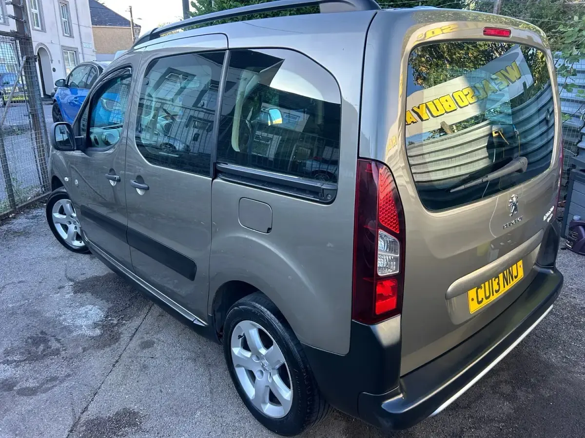 Used Peugeot Partner Tepee Outdoor 2013 Bronze MPV