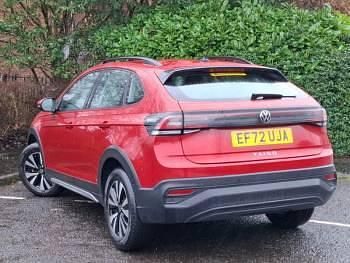 Used VW Taigo Life 110 HP (80 kW) 2022 Red SUV