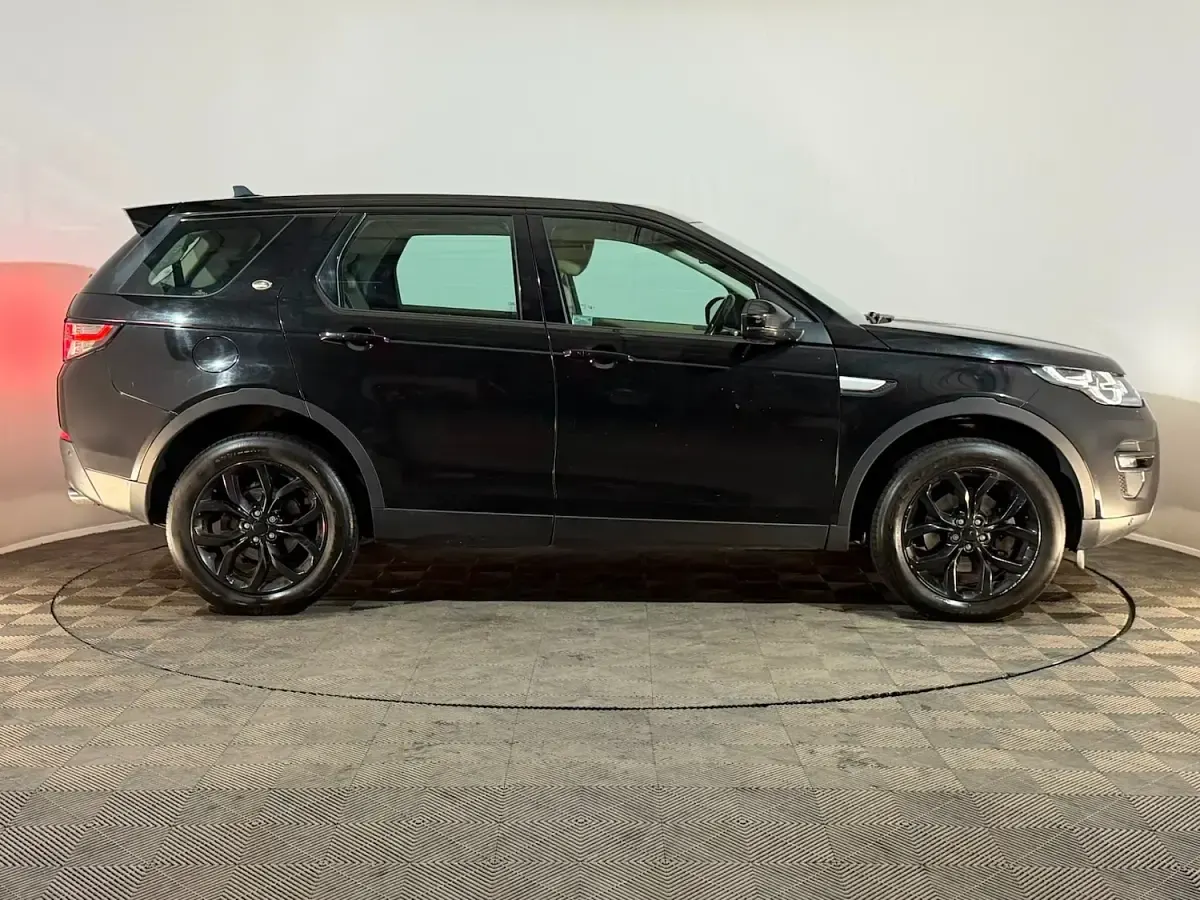 Used Land Rover Discovery Sport HSE 190 HP (139 kW) 2015 Black SUV