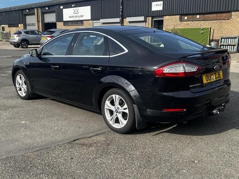 Used Ford Mondeo Titanium X 115 HP (84 kW) 2012 Black Hatchback