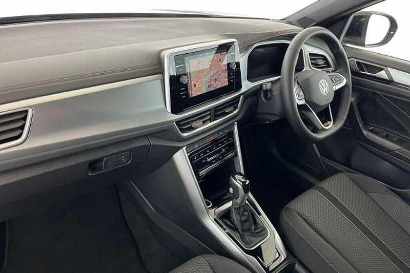 New VW T-Roc 150 HP (110 kW) 2025 SUV