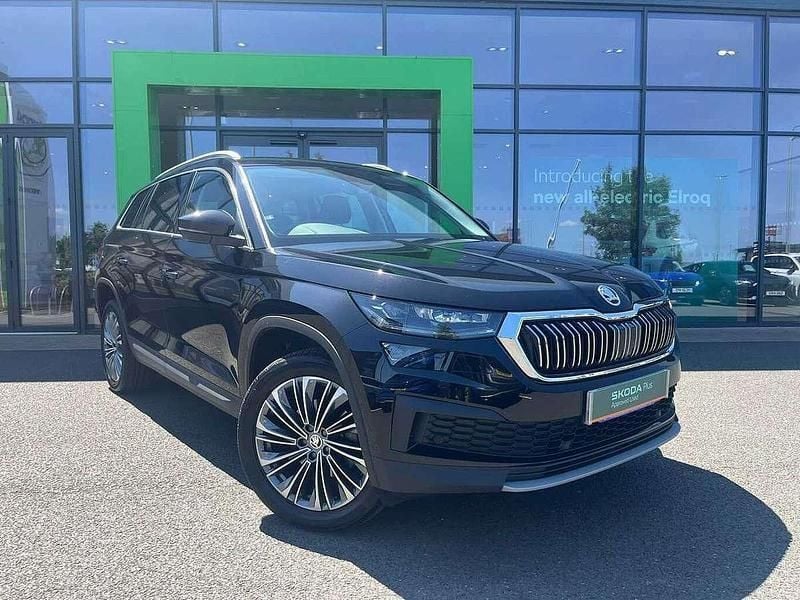 Black Used 2024 Skoda Karoq SE L SUV | £29,480 (Expensive) - Image 1/4