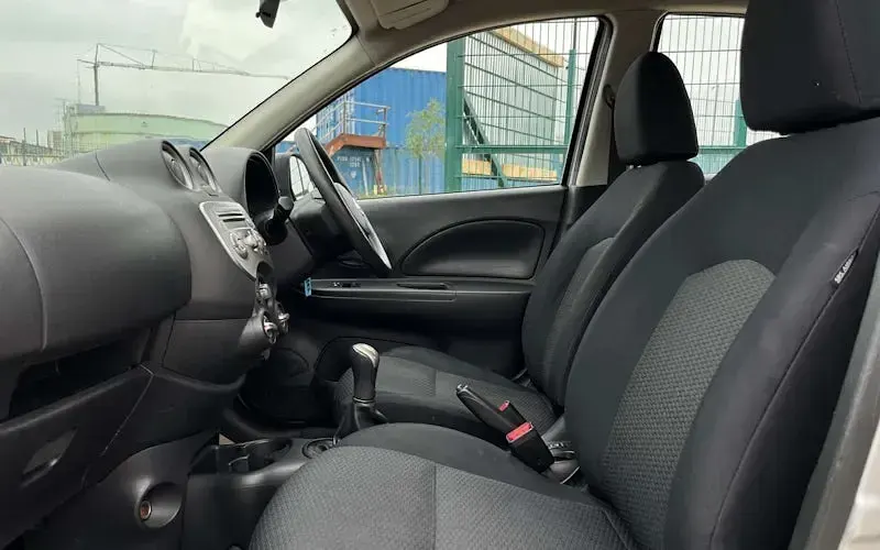 Used Nissan Micra Visia 80 HP (58 kW) 2011 Silver Hatchback