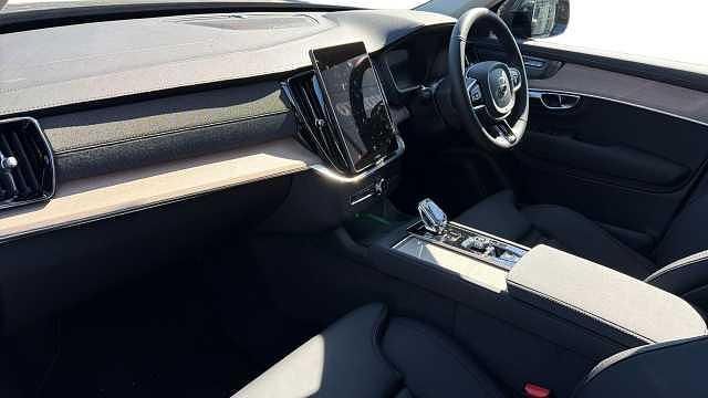 Used Volvo XC90 Plus 449 HP (330 kW) 2026 SUV