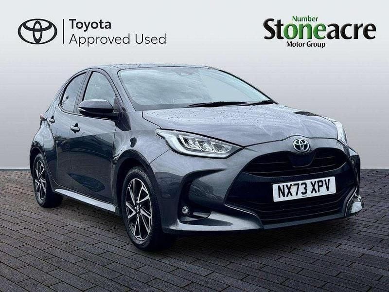 Grey Used 2023 Toyota Yaris Hybrid Design Hatchback | £17,000 (Good price) - Image 1/3