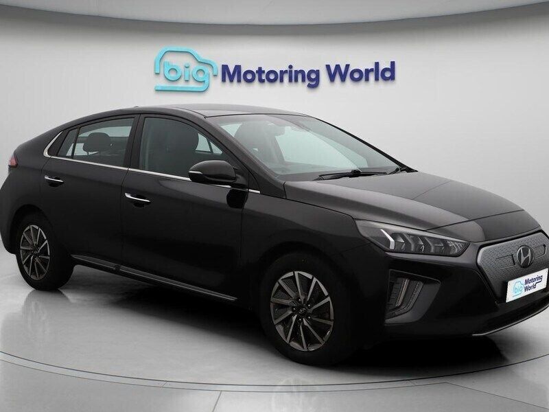 Black Used 2022 Hyundai Ioniq 6 Premium Sedan | £11,800 (Good price) - Image 1/4
