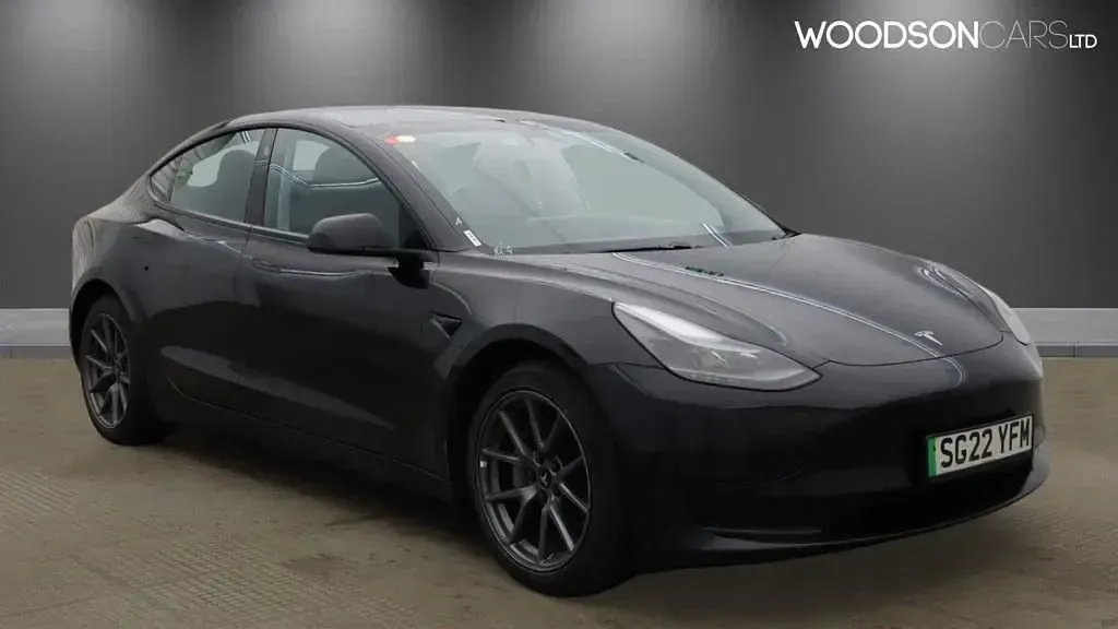 Usado Tesla Model 3 Standard Range Plus 180 kW (245 HP) 2021 Sedan