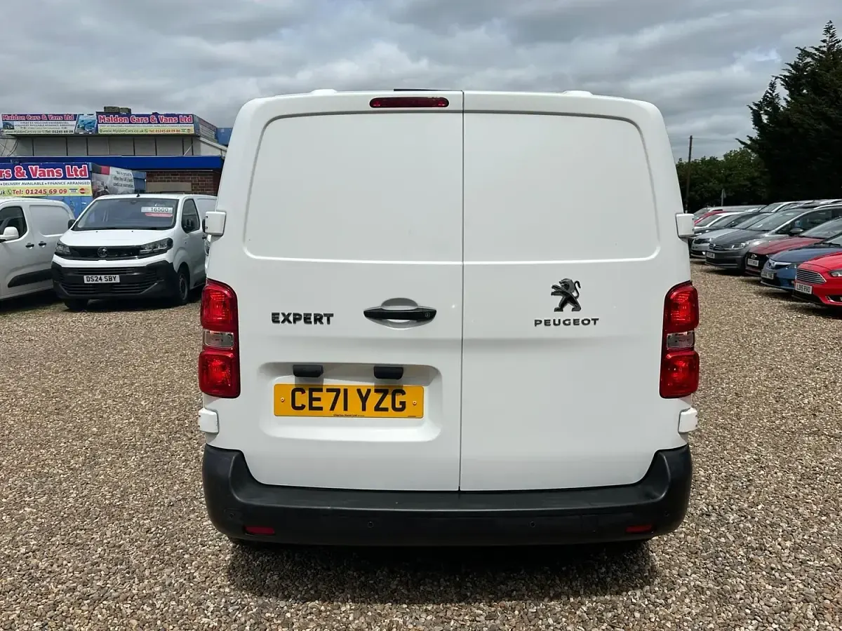 Used Peugeot Expert S 2021 White Van