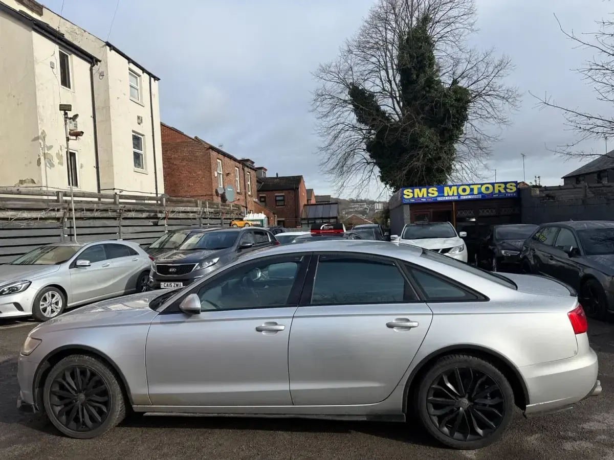 Used Audi A6 Comfort 177 HP (130 kW) 2011 Silver Sedan