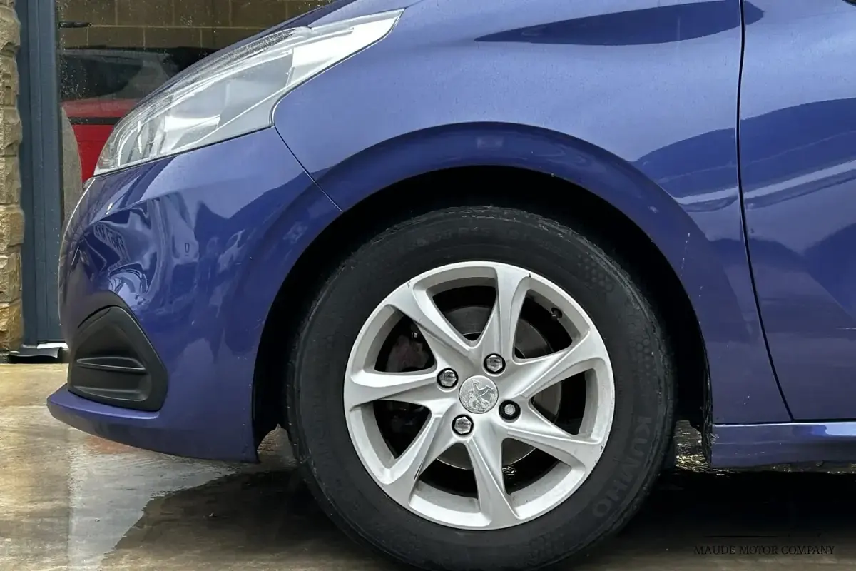 Used Peugeot 208 Active 2015 Blue Hatchback