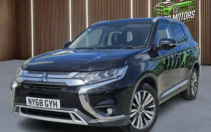 Used Mitsubishi Outlander 150 HP (110 kW) 2019 Black SUV