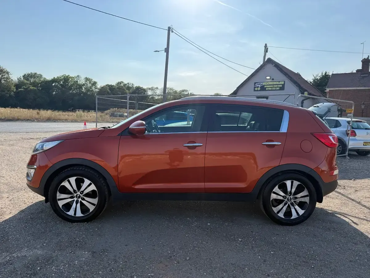 Used Kia Sportage 115 HP (84 kW) 2012 Orange SUV