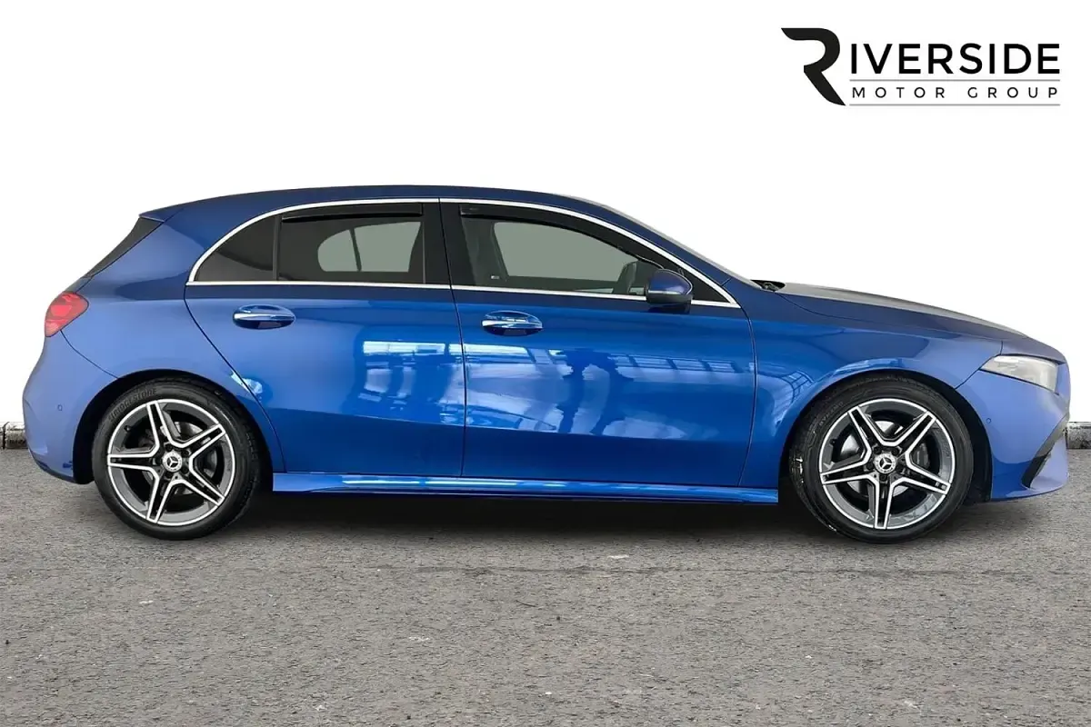 Used Mercedes A200 Executive 163 HP (119 kW) 2024 Blue Hatchback