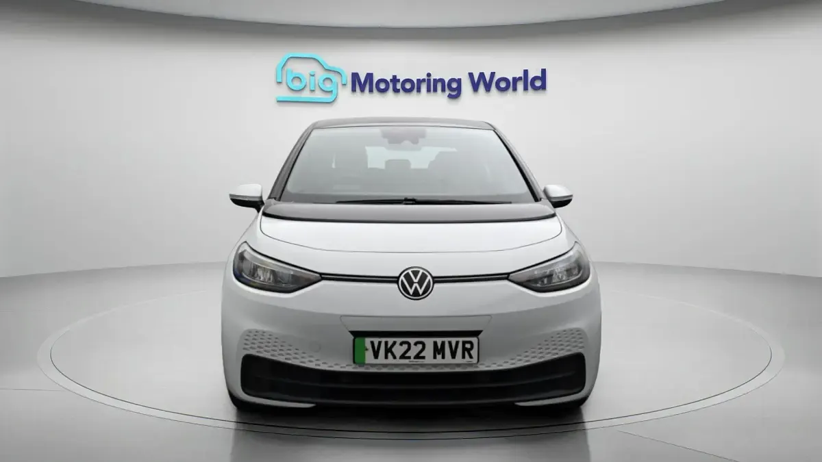 Used VW ID.3 Pro Performance 150 kW (204 HP) 2021 White Hatchback