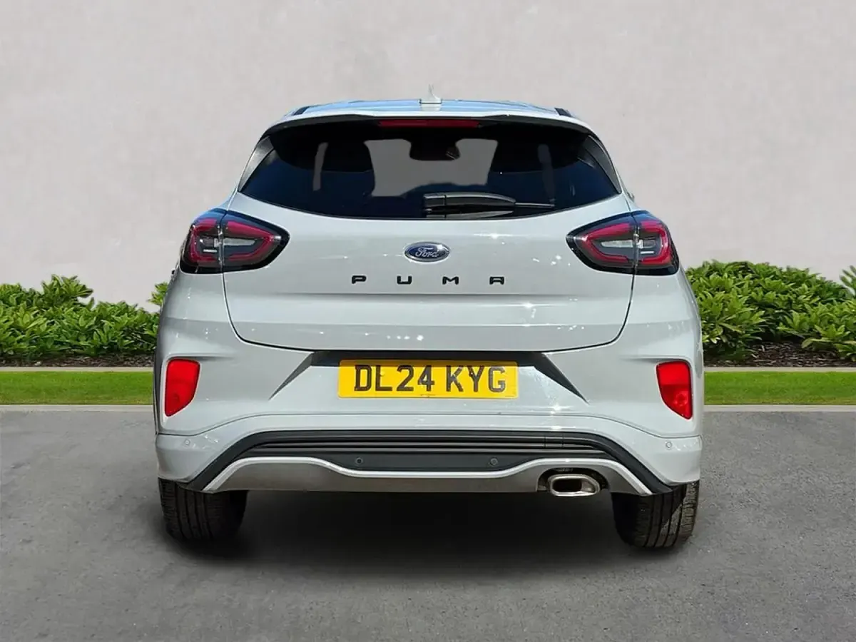 Usado Ford Puma ST-Line X 125 CV (91 kW) 2024 Gris SUV