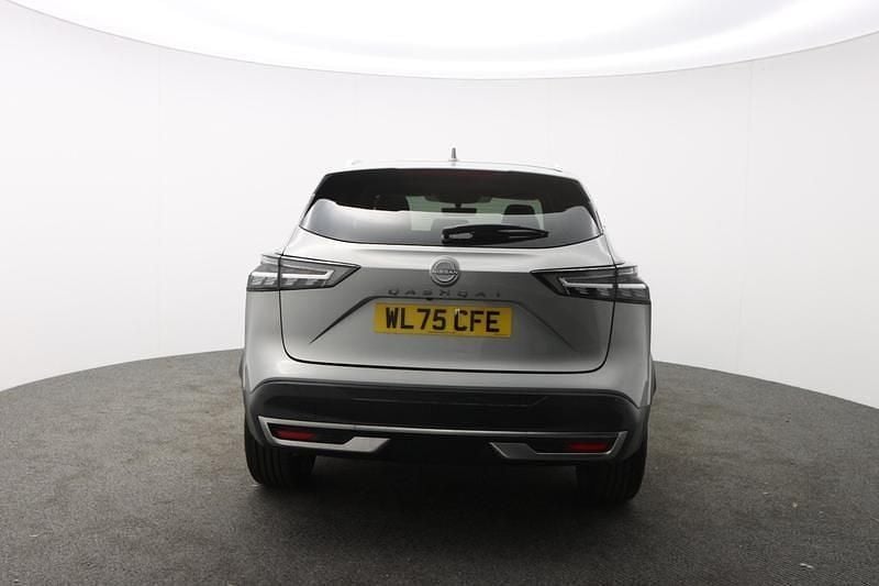 New Nissan Qashqai Tekna 140 HP (102 kW) 2025 Silver SUV