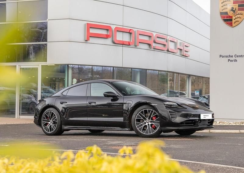 Used Porsche Taycan Performance Package 419 kW (571 HP) 2023 Black Sedan