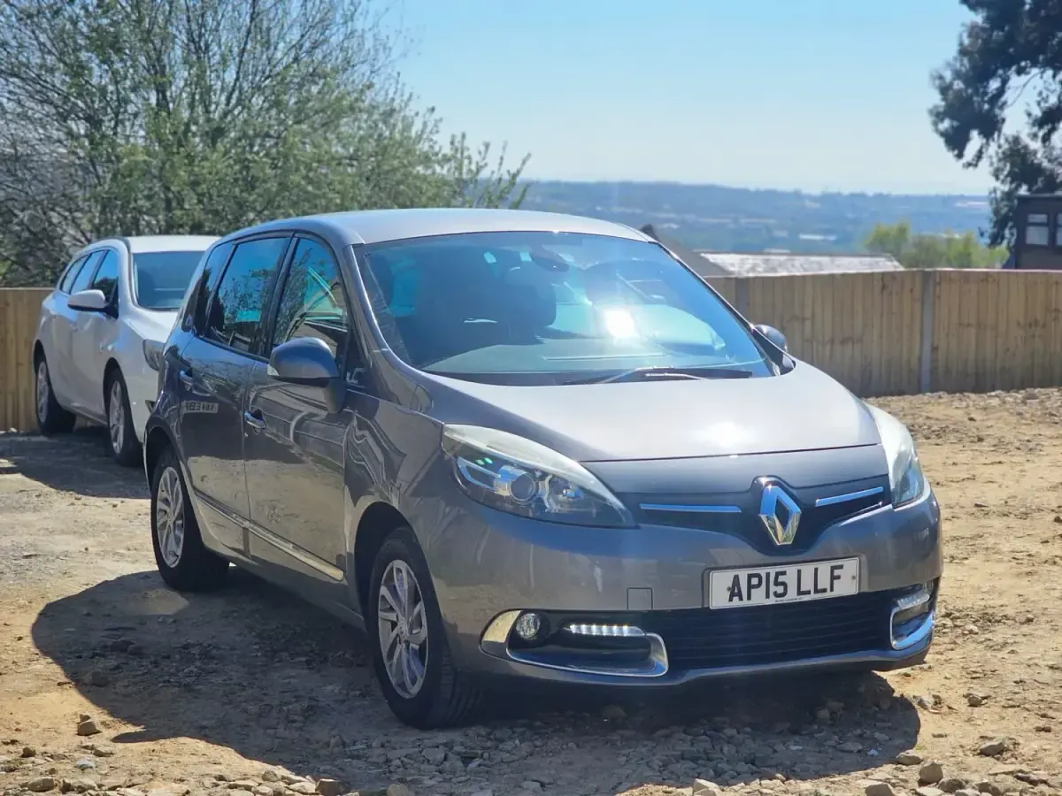 Begagnad Renault Scénic III Dynamique 2015 Grå Minibuss