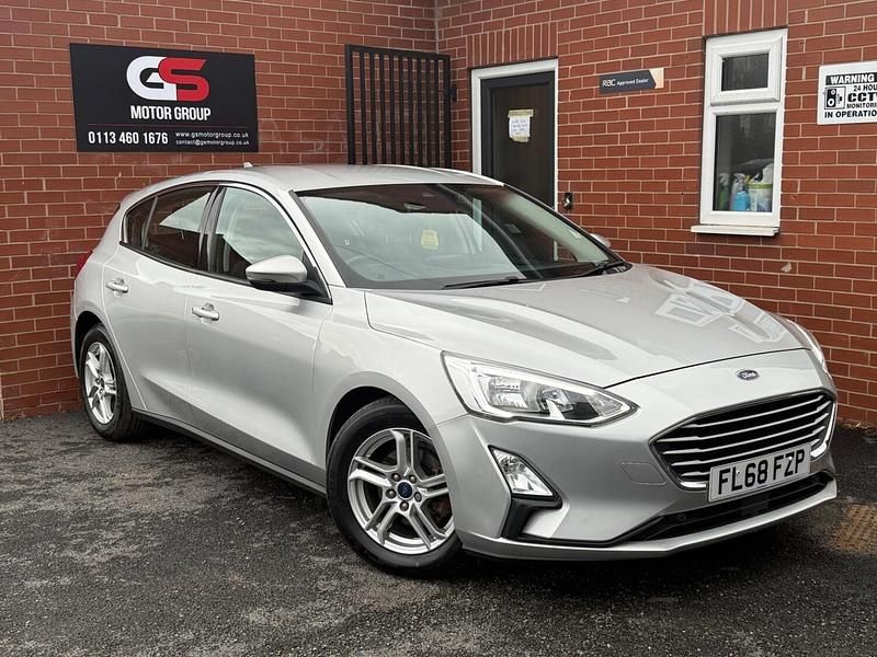 Silver Used 2018 Ford Focus Zetec Hatchback | £8,590 (Fair price) - Image 1/4