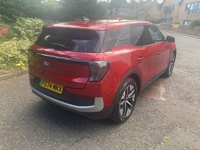 Used Ford Explorer Select 210 kW (286 HP) 2024 Red SUV