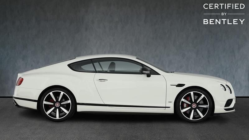 Used Bentley Continental 528 HP (388 kW) 2017 Glacier white Coupe
