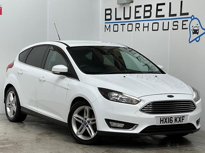 White Used 2016 Ford Focus Titanium Hatchback | £4,995 (Fair price) - Image 1/3