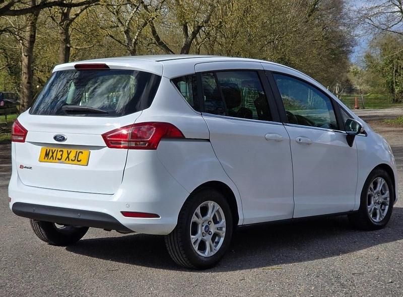 Used Ford B-MAX Zetec 2013 White MPV