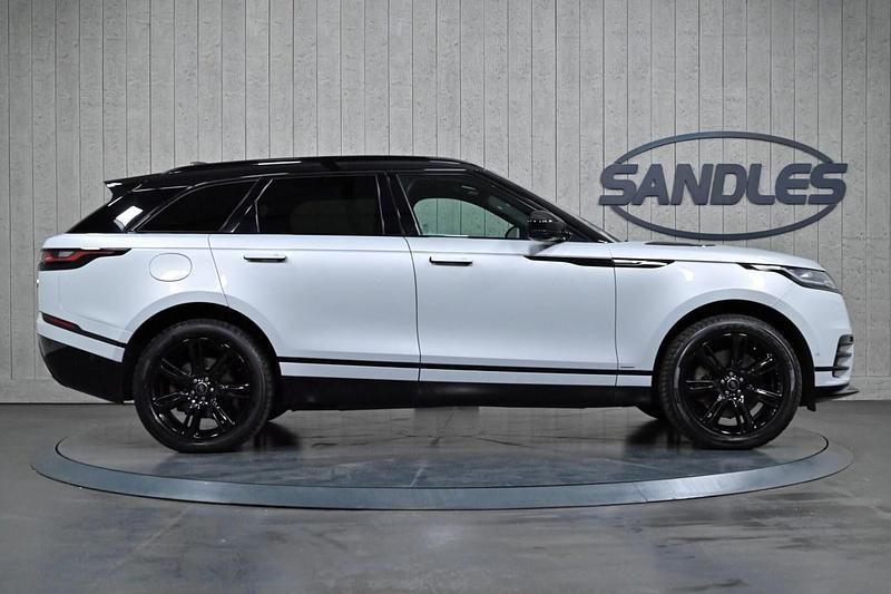Used Land Rover Range Rover Velar SE Dynamic 300 HP (220 kW) 2021 Silver SUV