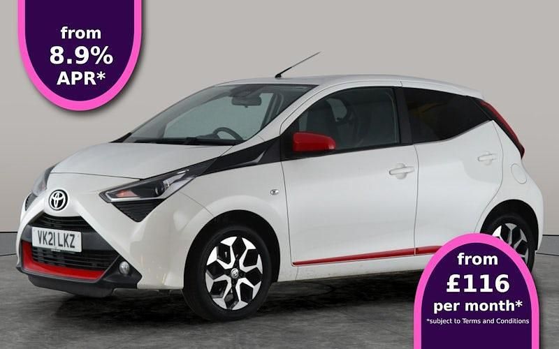 White Used 2021 Toyota Aygo Trend Hatchback | £10,008 (Fair price) - Image 1/3
