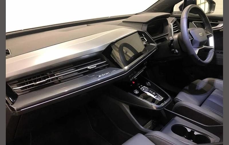Used Audi Q4 e-tron S-Line 250 kW (340 HP) 2025 Blue SUV