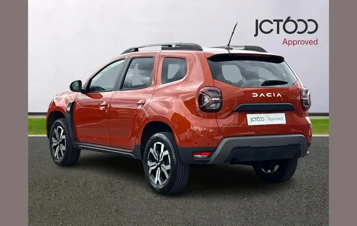 Used Dacia Duster Journey 150 HP (110 kW) 2024 Orange SUV
