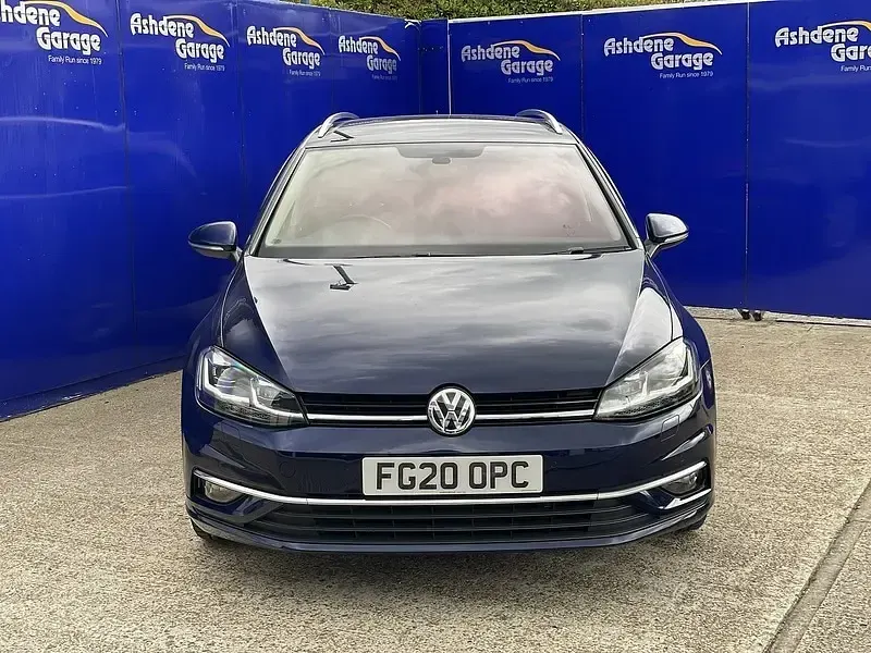 Used VW Golf VII GT 150 HP (110 kW) 2020 Blue Estate