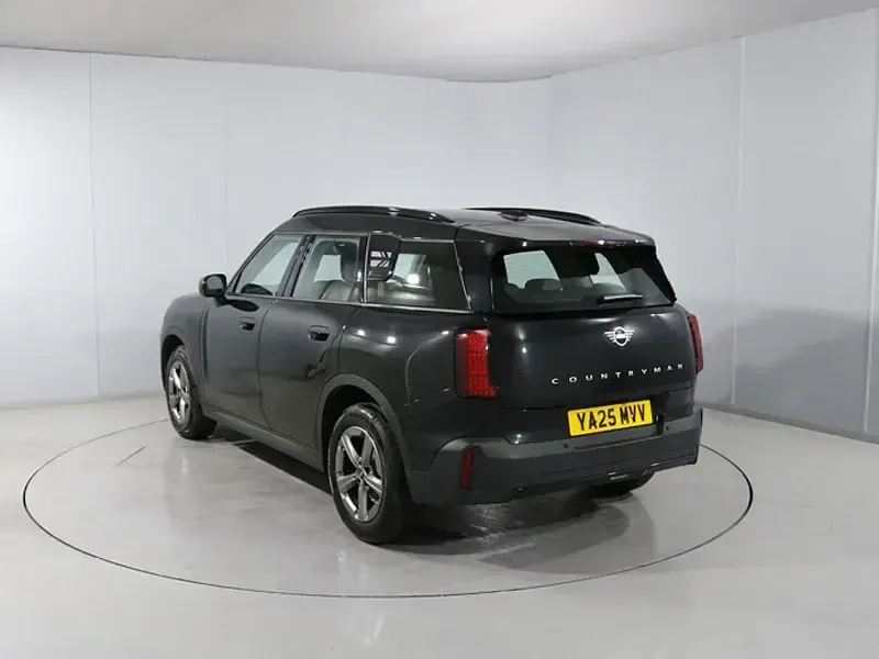 Used Mini Countryman Classic 170 HP (125 kW) 2025 Black SUV