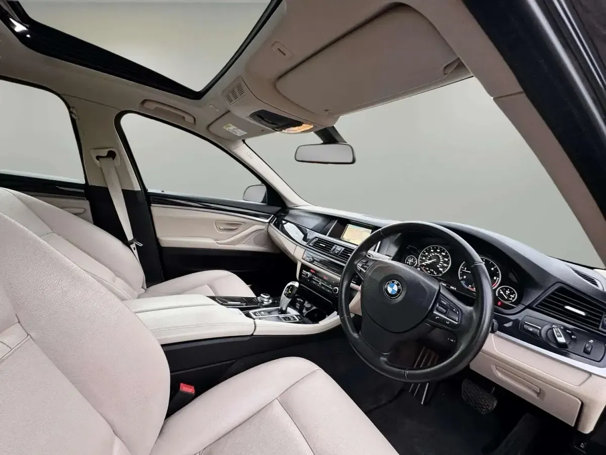 Used BMW 520 Exclusive 190 HP (139 kW) 2015 Black Sedan
