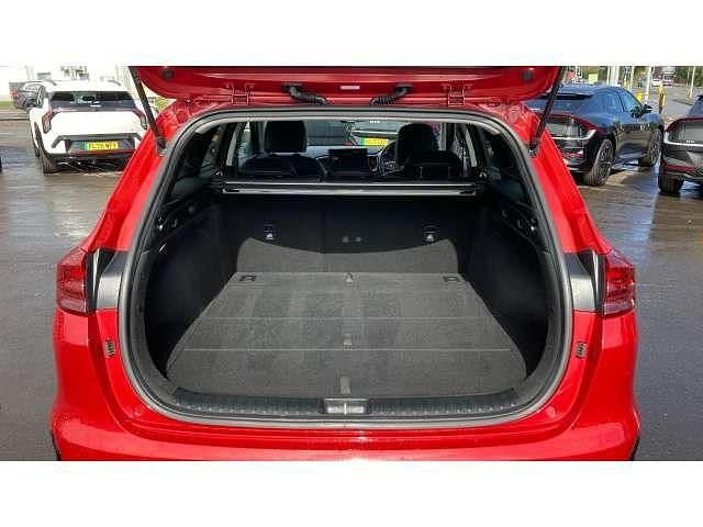 Used Kia Ceed Sportswagon 138 HP (101 kW) 2025 Red Estate