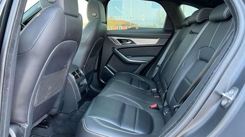 Used Jaguar F-Pace R-Dynamic 204 HP (150 kW) 2022 Black SUV