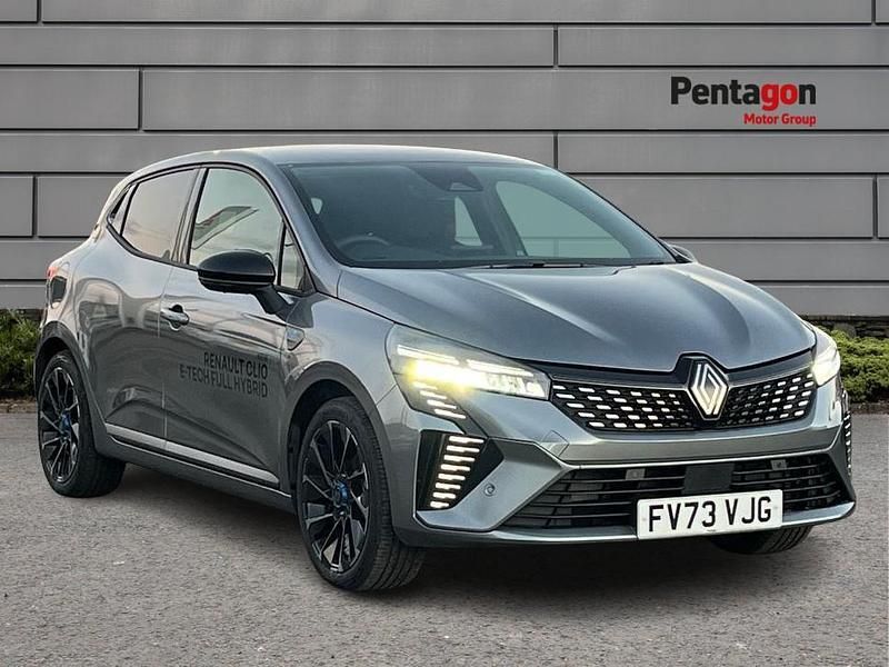 Used Renault Clio V Esprit Alpine 145 HP (106 kW) 2023 Metallic  diamond black Hatchback