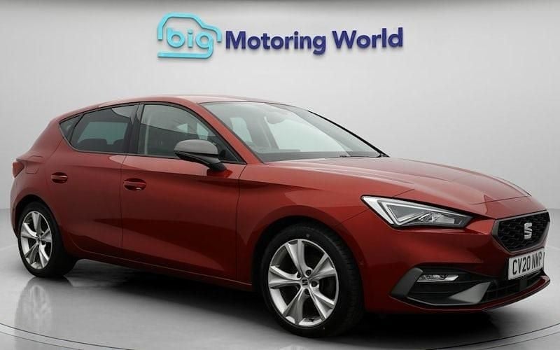 Used 2024 Seat Leon FR Hatchback | £13,200 (Good price) - Image 1/4