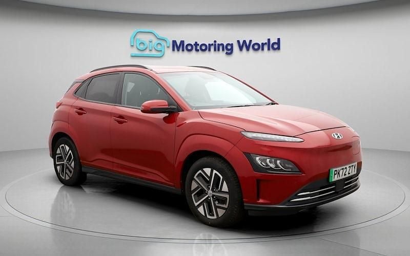 Used Hyundai Kona Premium 150 kW (204 HP) 2022 Red SUV