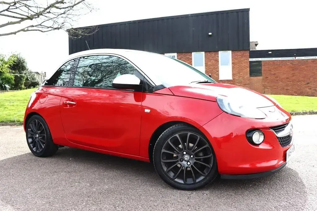 Used Vauxhall Adam Glam 100 HP (73 kW) 2014 Red Hatchback
