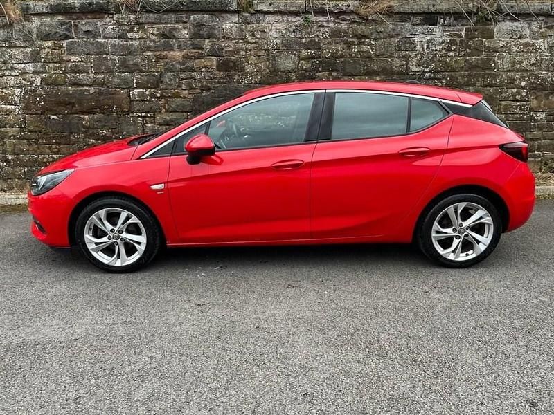 Second-hand Vauxhall Astra SRi 145 CP (106 kW) 2020 Roșu Hatchback