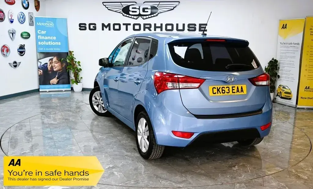 Used Hyundai ix20 Active 90 HP (66 kW) 2013 Blue Hatchback