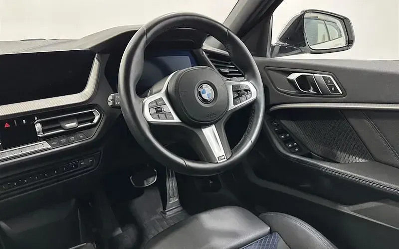 Used BMW 118 M Sport 136 HP (100 kW) 2022 White Hatchback