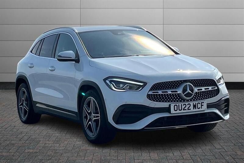 Digital white Used 2022 Mercedes GLA180 AMG Line Premium SUV | £29,050 (A bit pricey) - Image 1/4