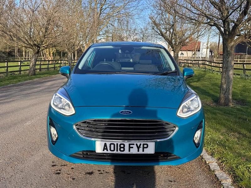 Used Ford Fiesta Titanium 125 HP (91 kW) 2018 Blue Hatchback