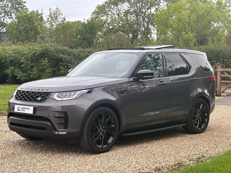 Grey Used 2017 Land Rover Discovery 5 HSE Luxury SUV | £24,990 (Fair price) - Image 1/4