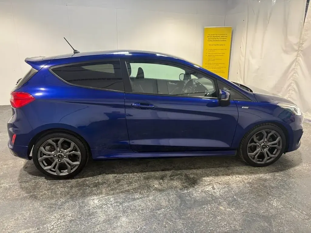 Used Ford Fiesta ST-Line 100 HP (73 kW) 2018 Blue Hatchback