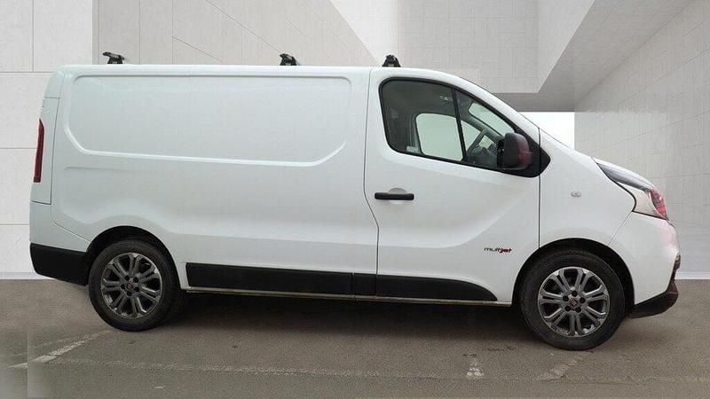 Used Fiat Talento 2017 White MPV